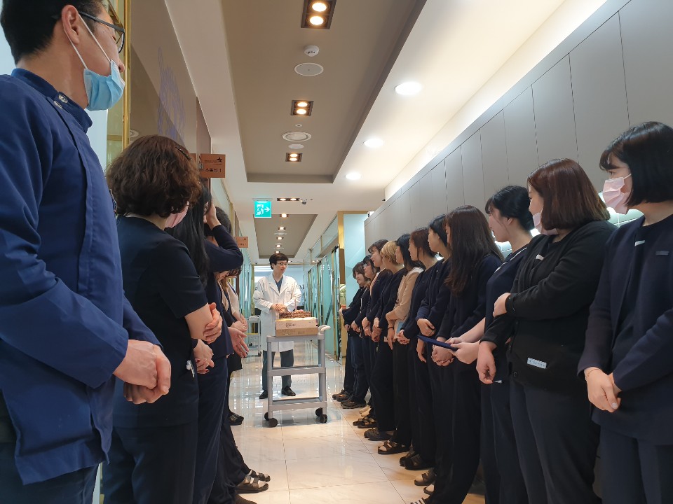 http://www.smstardental.com/bs/se2/imgup/1577949502KakaoTalk_20200102_120958331_05.jpg